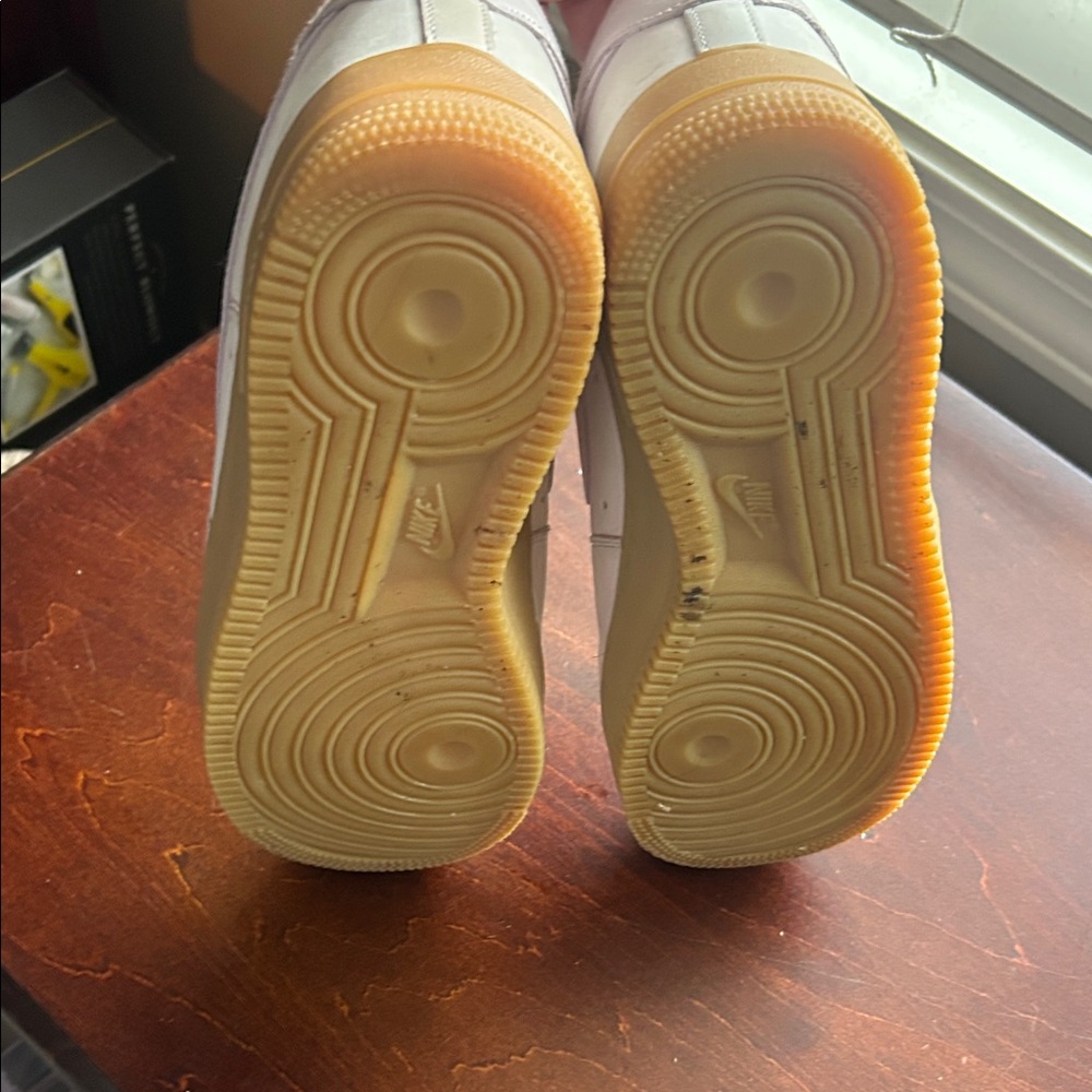 Nike Air Blush Leather Sneakers - Picture 5 of 7